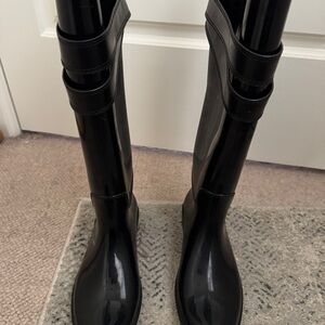 Coach Glossy Black Winter Boots